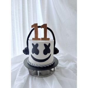 Victory Fortnite Marshmello Birthday Cake